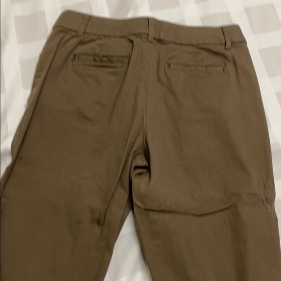 Brown Crop Pants - Picture 5 of 5